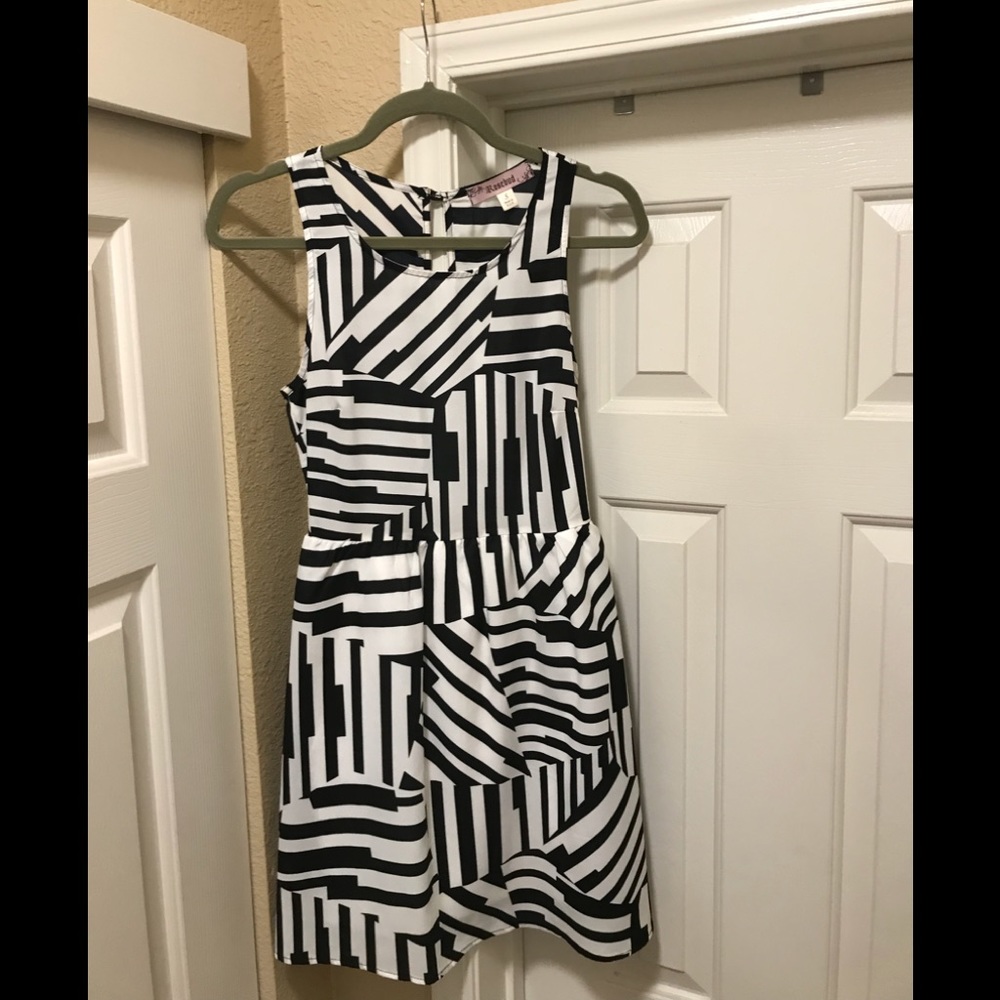 Rosebud black and white dress cocktail dress